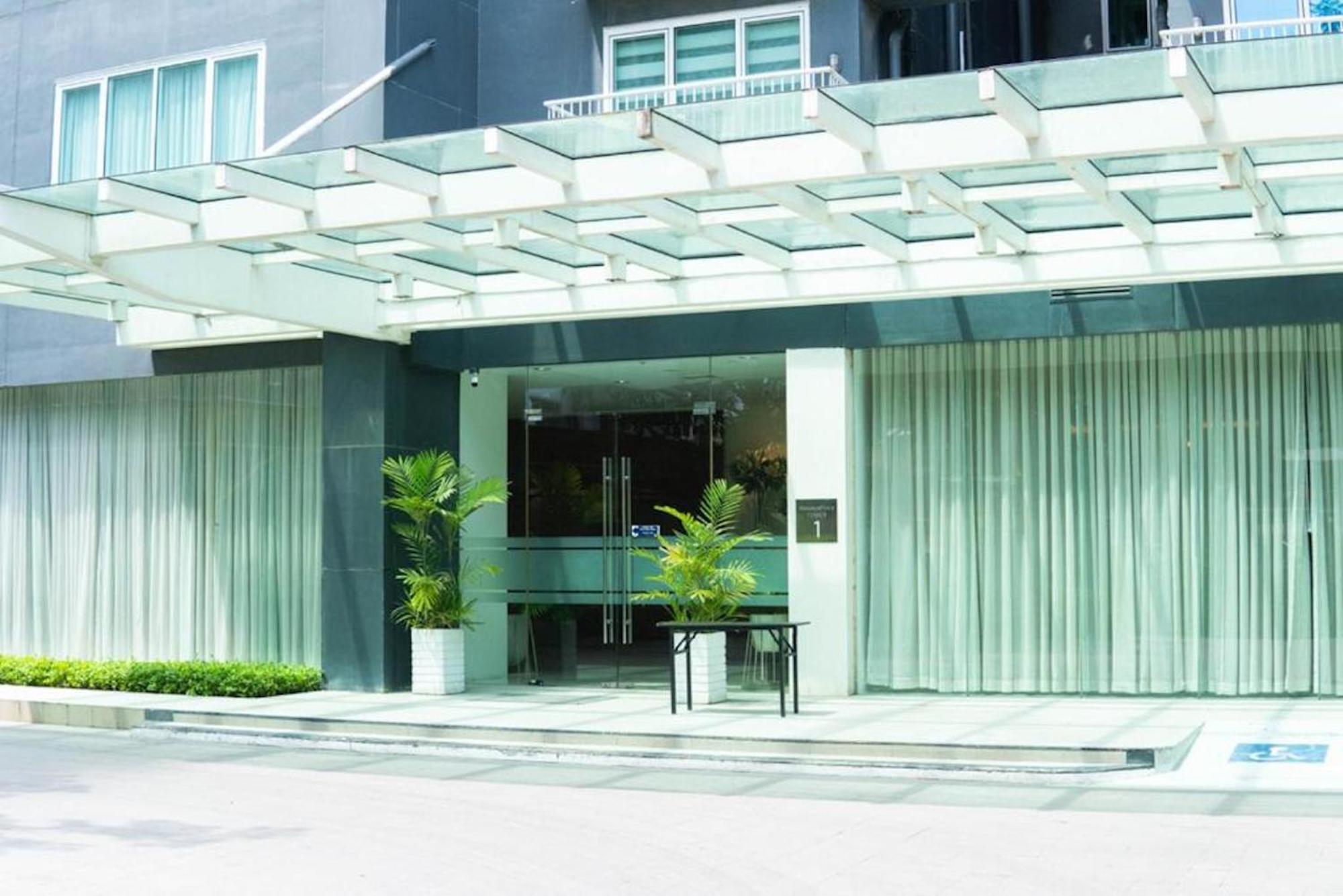 Abreeza Studio Suite 2321 - Pool, Wifi, City View, Washer, Ac, Netflix, Mall Davao City Exterior foto
